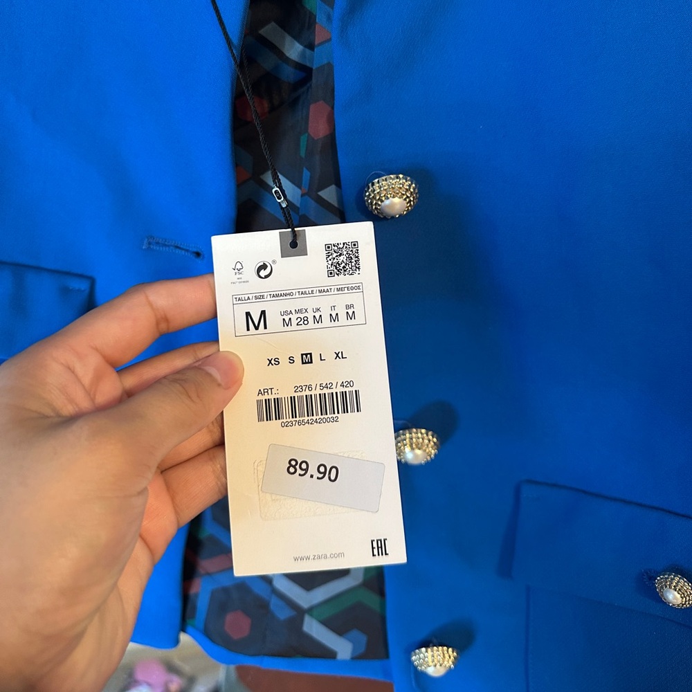 NWT Zara Cropped Royal Blue Pearl Button Down Blazer - Picture 8 of 13